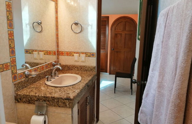 Beautiful Apartment Calle Tordo - Photo 16