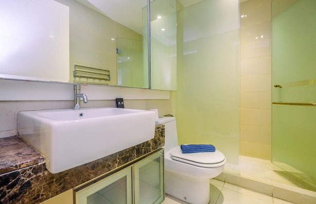 Spacious with City View 2BR Apartment at Casa Grande Residence - Foto 16