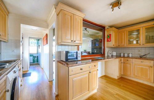 51VL For your Stylish and Relaxed Stay with Free Parking and Free WiFi - Foto 19