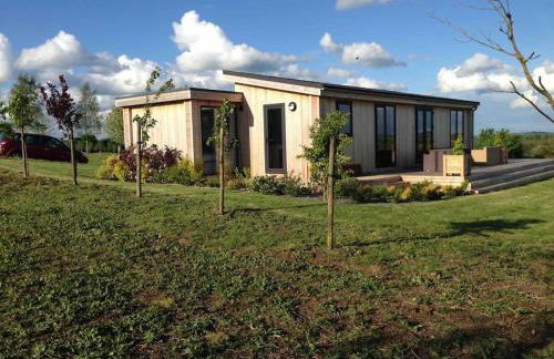 Mill Lodge - Photo 1