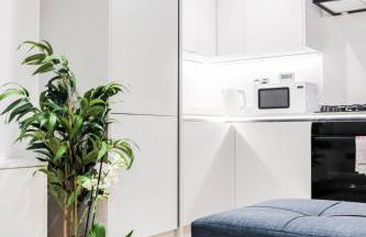 The Dashwood Suite - 2BR Modern Apt with Stylish Design Decor, Free Secure Underground Parking & 50" Smart TV - Foto 10