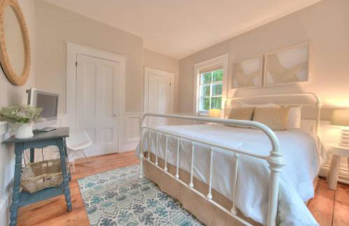 Gorgeous Traditional Home Modern Amenities Downtown Harwichport - Foto 19