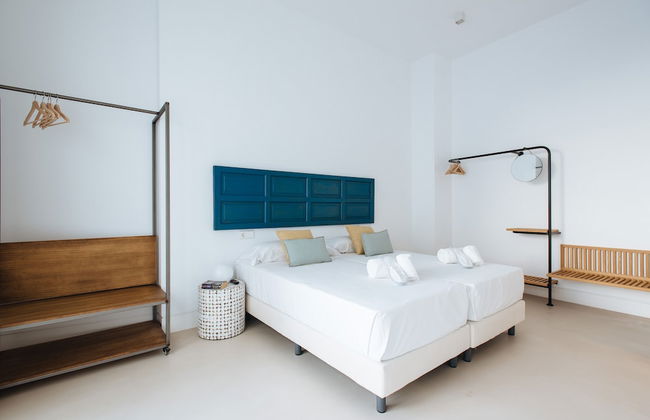 Eva Recommends Castellar Pool & Terrace - Photo 3