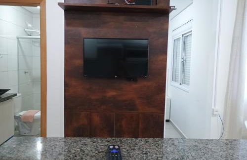 Apto6 com WI-FI e garagem e 100 a av Brasil - Foto 11