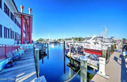 Historic GWALTNEY HOUSE-Cottage at St Andrew's Bay - Photo 23