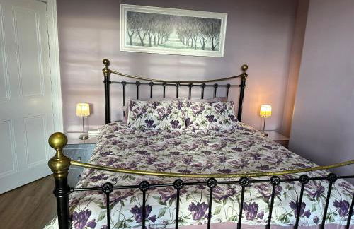 Cosy Apartment in Edinburgh city centre , 2 bedroom1 Bathroom - Photo 2