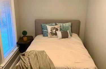 The Blackjack Duplex - Private Yard & Parking, Near Falls & Casino by Niagara Hospitality - Foto 36