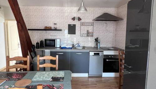 Grand Appartement lumineux 2ch. Ville historique. - Foto 5, stove, dishwasher, pet friendly