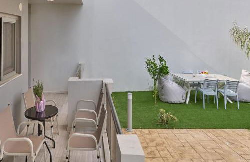 New Crete apartment in Stavromenos Coast w/pool - Photo 24