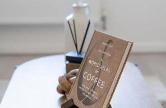 Designer 1BR I Work-From-Home Ready I Fast Wi-Fi - Foto 37