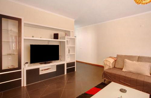 Cristina Grand - Foto 7