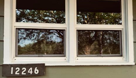 Chic Dunes Cottage with HOT TUB near Warren Dunes - Foto 2