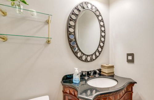 Game Rooms and Gym! Luxe Great Falls Estate - Foto 36