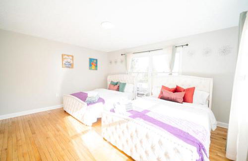 Spacious 5BR 3BA Free Parking Minutes to DC with Pool - Foto 42