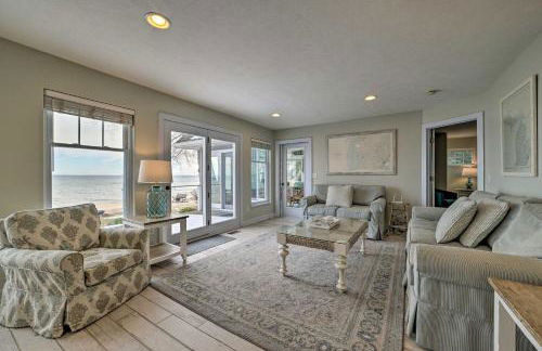 Getaway on Crystal Clear Lake Main and Guest House! - Foto 6