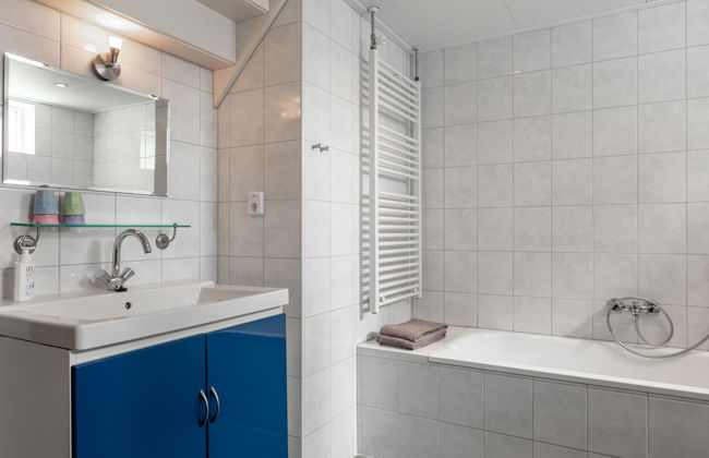 2 bedroom House in Sint Kruis with garden and terrace - Photo 9