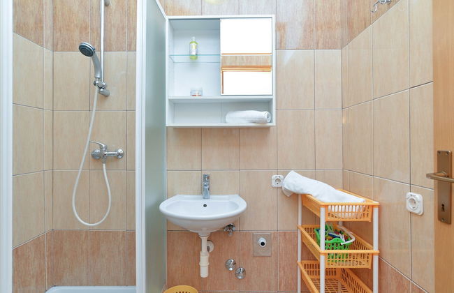 Apartment 344 - Photo 36