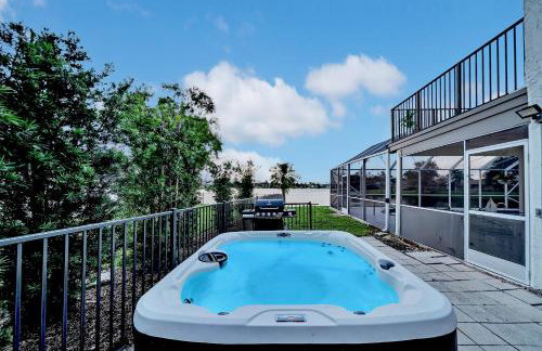 Lake Luxe Equine, Waterfront, Screened-in Pool, Hot Tub - Lake Views! Hosted By Relaxtay - Foto 32