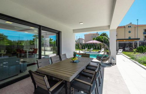 Pet Friendly Home In Porec - Photo 16