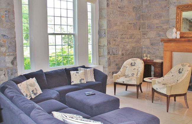 All Suites Whitney Manor - Photo 12