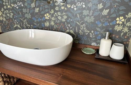 Elegant historic residence on a tree-lined avenue near Cadorna Station - Photo 18