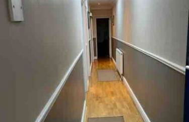 Kensington apartment with 2 bedrooms 1 living room and Patio - Photo 3