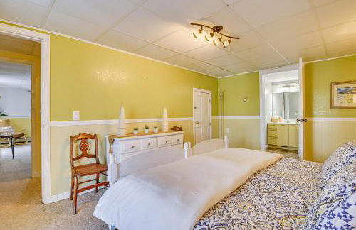 Groups Welcome! Lakefront Gem with Dock in Greenwood - Foto 13