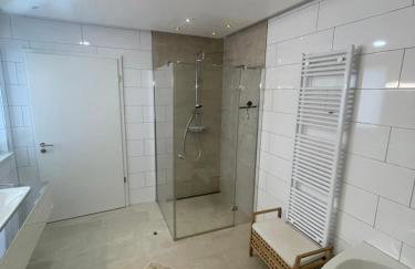 Barrierefreie Luxuswohnung mit Garten - Foto 5