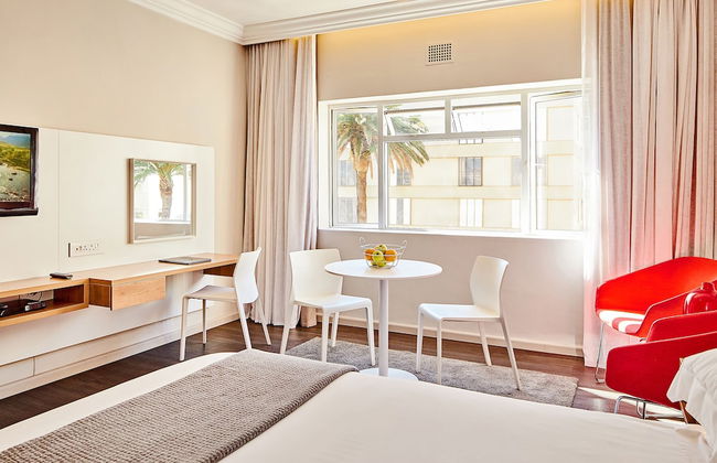 First Group Riviera Suites - Photo 32