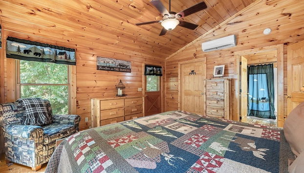 Margaret Hollow 2 Bedroom Cabin by RedAwning - Foto 3, Habitación