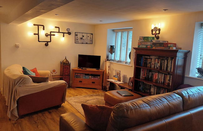 1 Bed Flat - Sleeps 4 - Garden - Parking - Wifi - Foto 7