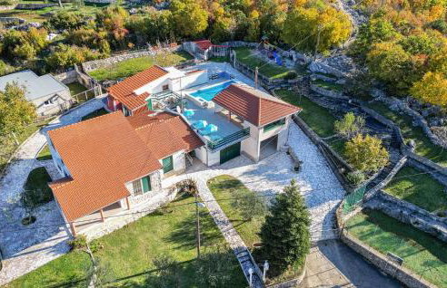 Awesome Home In Dugopolje With Wifi - Foto 18