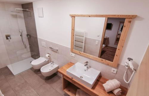 Messna Living - Photo 8