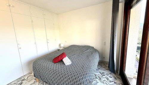 T2 lumineux avec piscine et plage à pieds à Mandelieu-la-Napoule - Foto 5, wardrobe