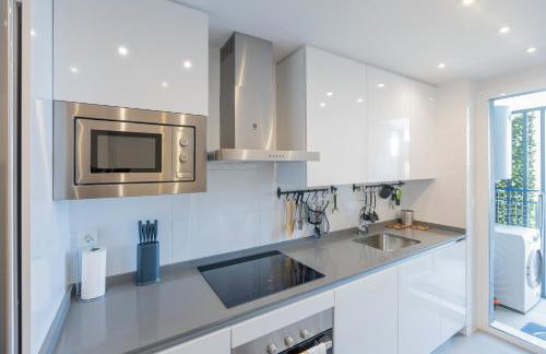 Marbella luxury brand new 2-bedroom apartment, 3 min walk to the beach! - Photo 25
