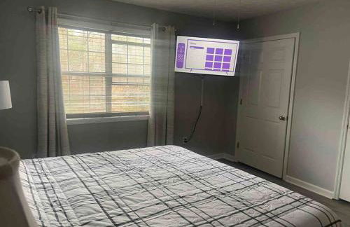 Recently Renovated Condo! - Foto 21