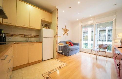 Apartamento con encanto y luz en pleno centro - Photo 5