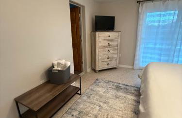 Pool home on the Bay, large private yard near AMI - Foto 9