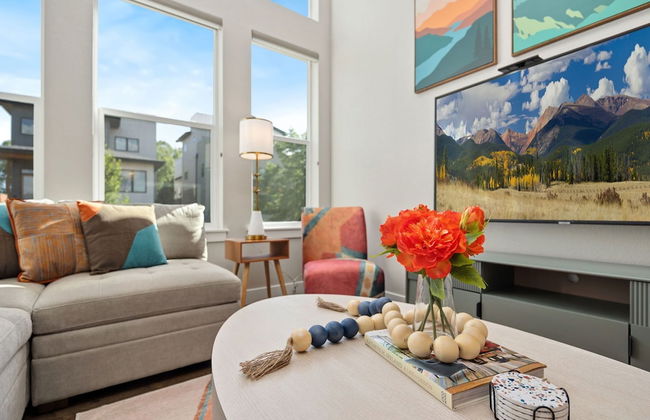 Upbeat Retreat Enjoy Bikes, Brews and Mtn Peaks! - Foto 15