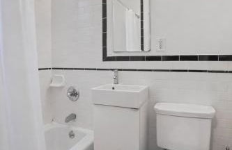 2BD Comfortable Home in Manhattan - Photo 11