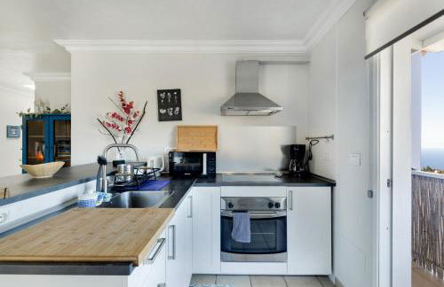 El Almendro - Photo 2