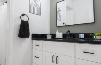 Big Modern Family Home On 1 Acre Land w Firepit & Grill - Foto 45