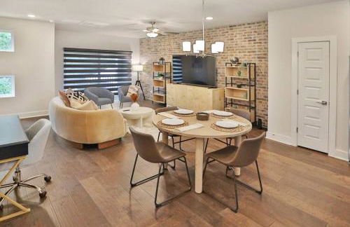 “I like sharing a bathroom,” said NO ONE. EVER. - Foto 27