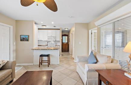 Las Hermanas 3 - Foto 15