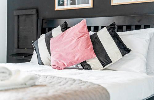 Lotus Haus - Wellington Homes - 4 BDR With Gated Parking - Foto 20