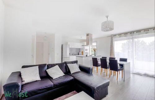 Bedroom apartment with balcony and pool - Foto 1