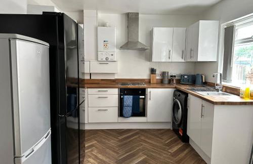 Daisybank Co-Living - Private Room Self-Cater - Foto 30