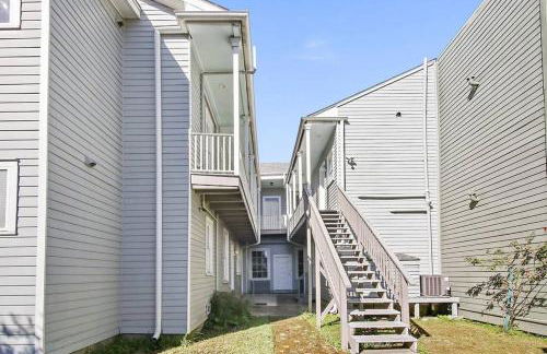 Montgomery Apartments on Magazine Street - Foto 43