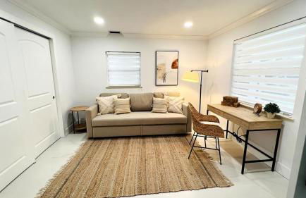 Remodeled Palm Haven Escape, Movie Room, Backyard - Foto 6