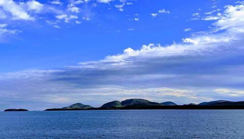 Pine and Sea Beach Retreat - Photo 2